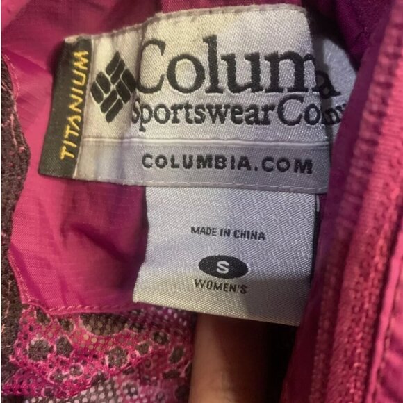 COLUMBIA‎ Jacket Womens S Wind/Waterproof Packable Rain Pink Raspberry w/hood FS - Picture 3 of 4